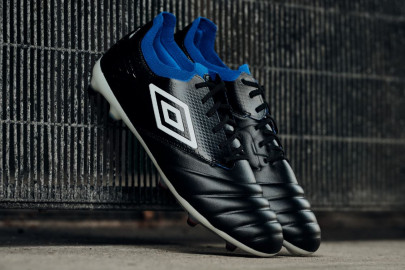 Nuevas botas de fútbol Umbro Tocco