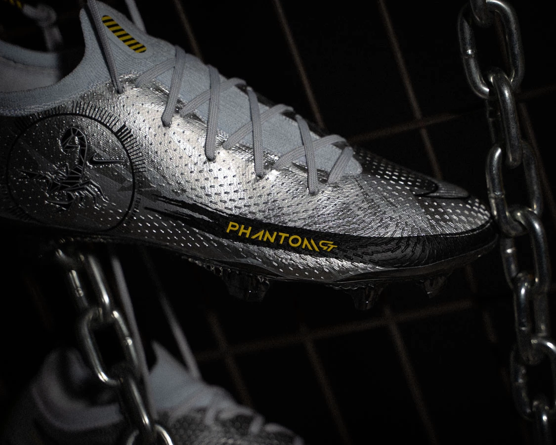 post card post-botas-para-ies-anchos-nike-phantom-gt.webp