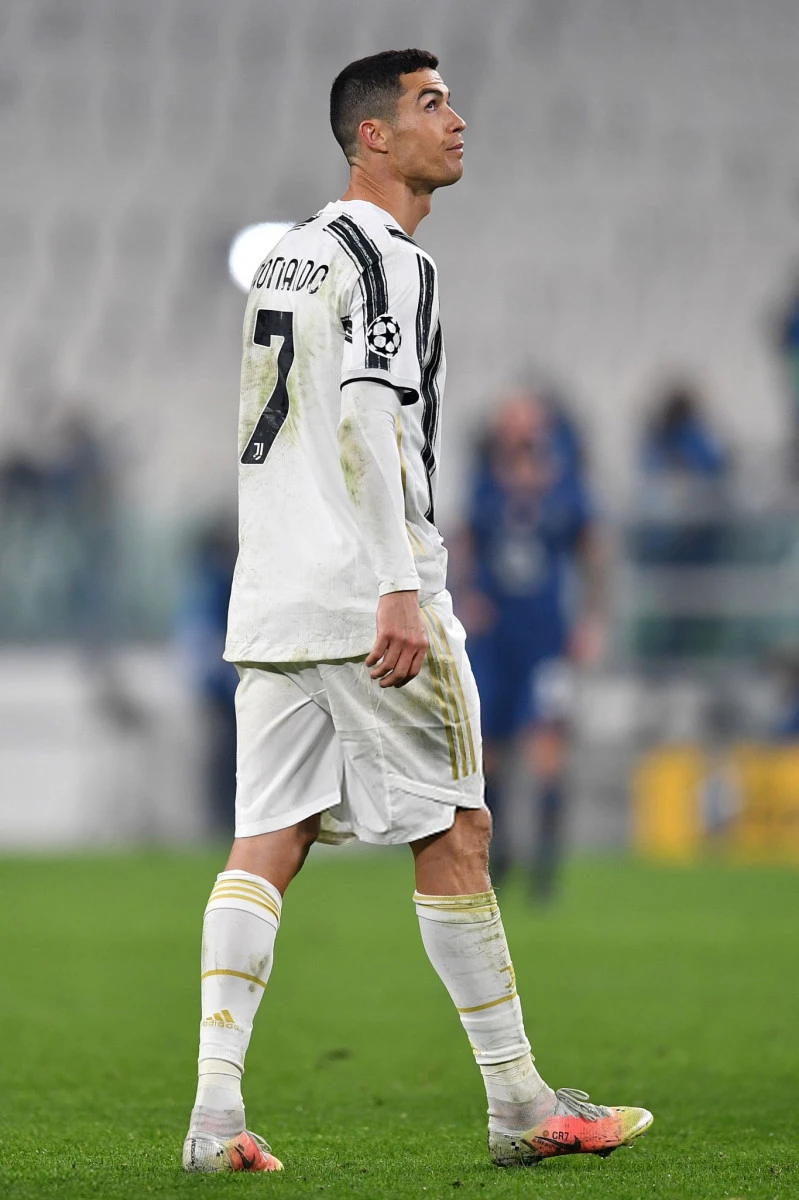 post card cr7.webp