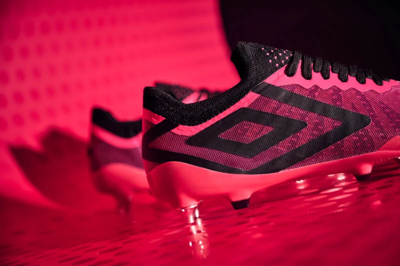post card post-umbro-velocita-6-lateral.webp