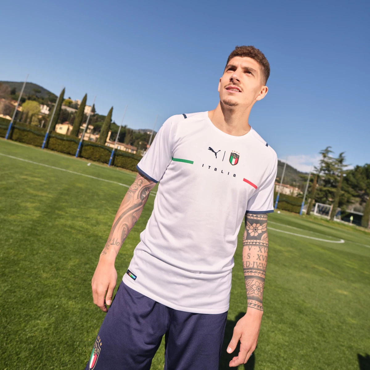 post card 21SS_Social_TS_Football_Italy_Away-Shirt_1200x1200px_2530.webp