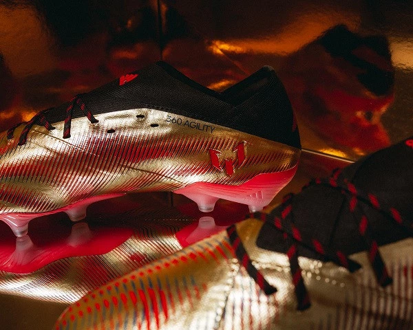 post card post-adidas-showpiece-pack-nemeziz-agility.webp
