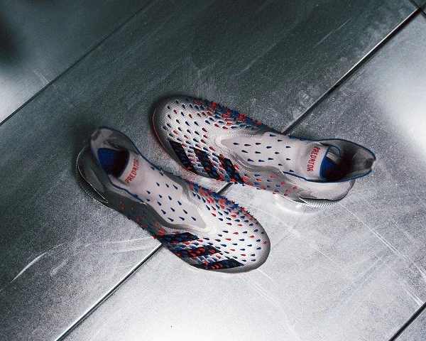 post card post-adidas-showpiece-pack-predator-2.webp