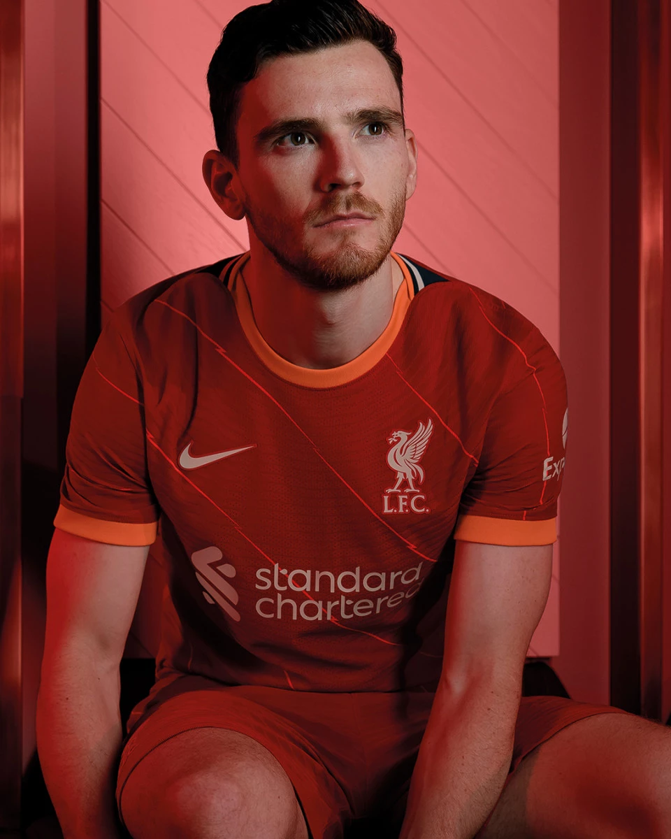 post card b215b8aa-3a9b-4157-a79f-49cdc7b2550f.webp