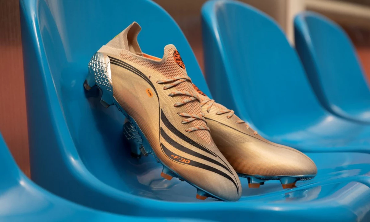 post card post-adidas-x-speedflowvs-ghosted-el-retorno.webp