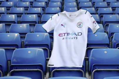 Nueva camiseta "away" Manchester City