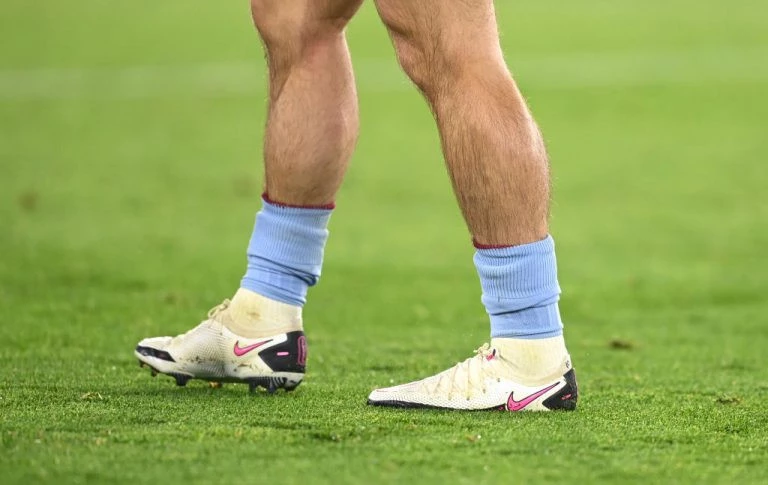 post card Calzettoni-Grealish.webp