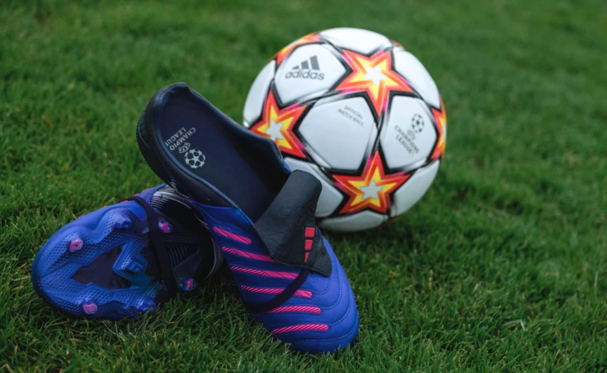 post card post-botas-edición-limitada-adidas-predator-pulse.webp