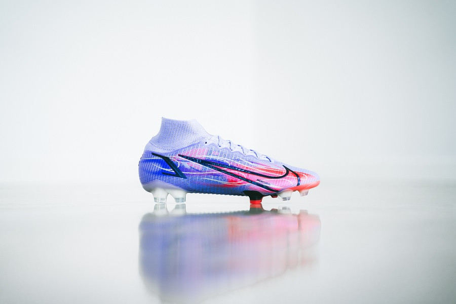 Top 5 mejores botas de fútbol de 2021 - Blogs - Fútbol Emotion