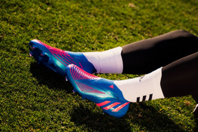 Novas adidas Predator Edge