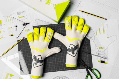 Nuevos guantes SP Fútbol Atlas exclusivos Miguel San Román