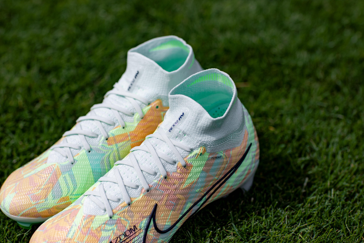 Nike Mercurial 2022
