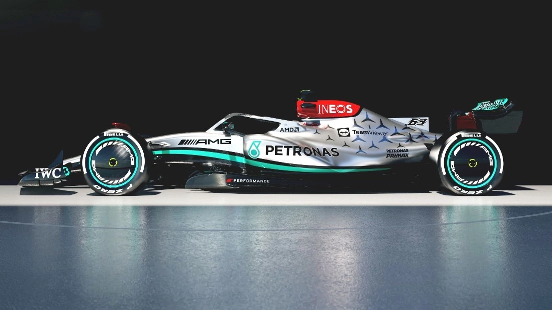 post card post-puma-ultra-mercedes-automovil.webp