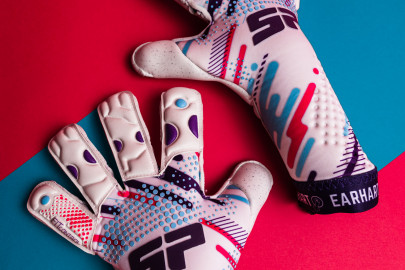 Los guantes de la Eurocopa Sp Earhart