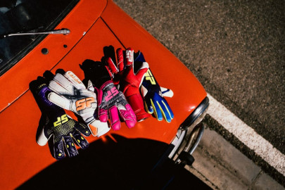 Nueva colección de guantes SP El Factor X