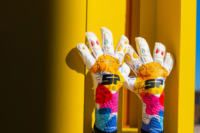Nuevos guantes SP Futbol Earhart exclusivos de Sandra Paños