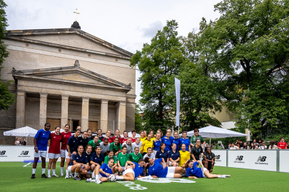 Celebrar o futebol feminino com a New Balance