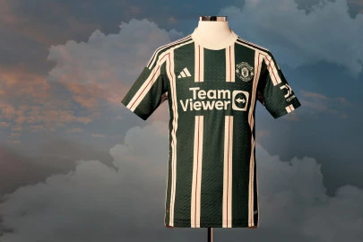 post-camiseta-away-united-portadajpeg0.webp