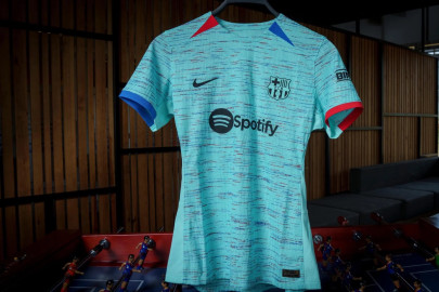 Nova terceira camisola do FC Barcelona 23/24