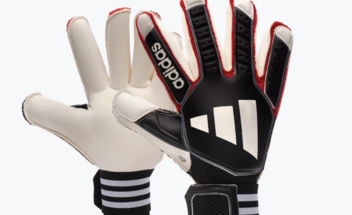 post card post-guantes-adidasjpeg3.webp
