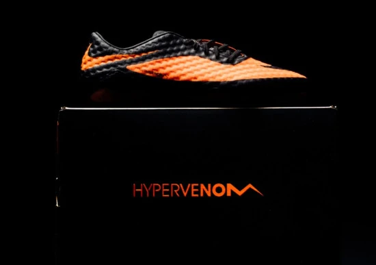 card Nike Hypervenom is back