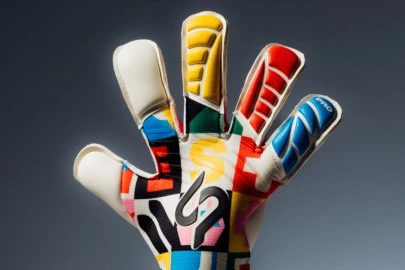 card Nuevos guantes Sp Earhart Euro Femenina 2025