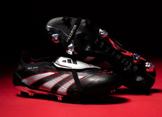 card adidas Predator in natural leather