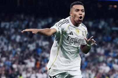 Top 5 cheap football boots