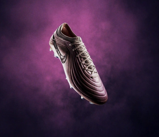 card New Nike Tiempo Maestro