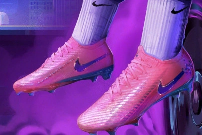 card Las botas de fútbol de Vinicius