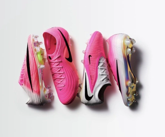 card Nuevo Nike “Breakout” pack