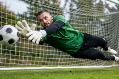Cómo elegir tus guantes de portero: guía completa para acertar