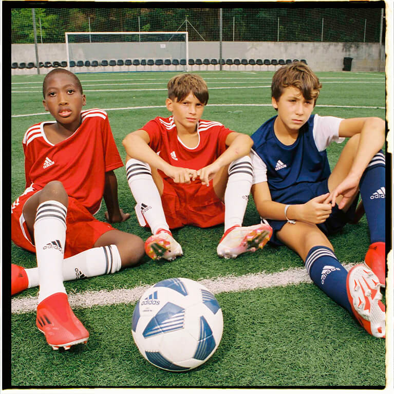 Adidas sales futbol emotion