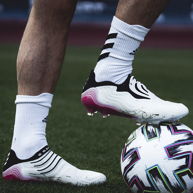 adidas Superspectral Pack - Fútbol Emotion