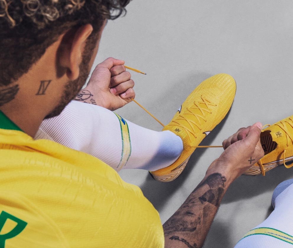 nike neymar jaune