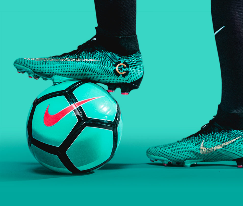 nike ronaldo boots 2016