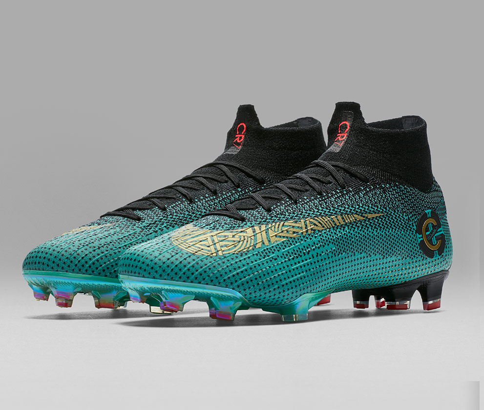 Nike CR7 Chapter 6: Pride of Portugal Fútbol Emotion