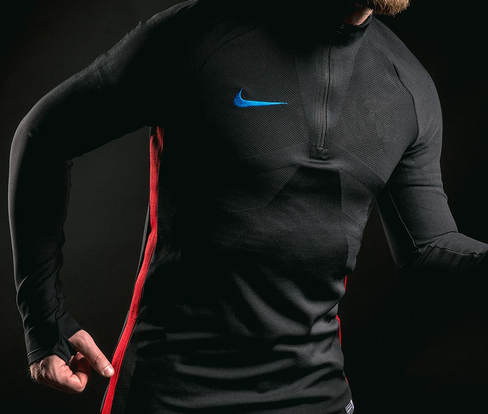 nike strike training top