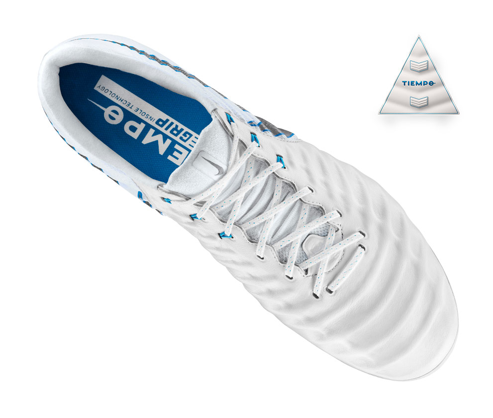 flyknit phantom react