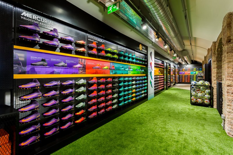 magasin new balance barcelone