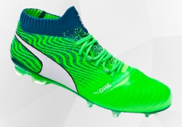 CHAUSSURES DE FOOTBALL PUMA