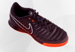 Chaussures de futsal à bas prix