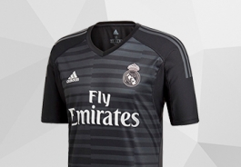 EQUIPACIÓN DE PORTERO DEL REAL MADRID
