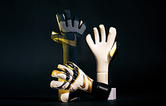 NIKE GLOVES