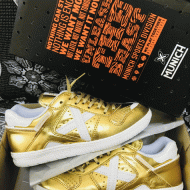Futsal Shoes Munich Continental Paco Sedano Gold Edition Golden-White -  Fútbol Emotion